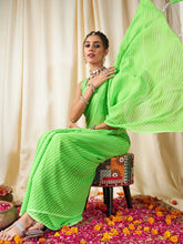Women Green Lehariya Saree With Unstitched Gota Blouse